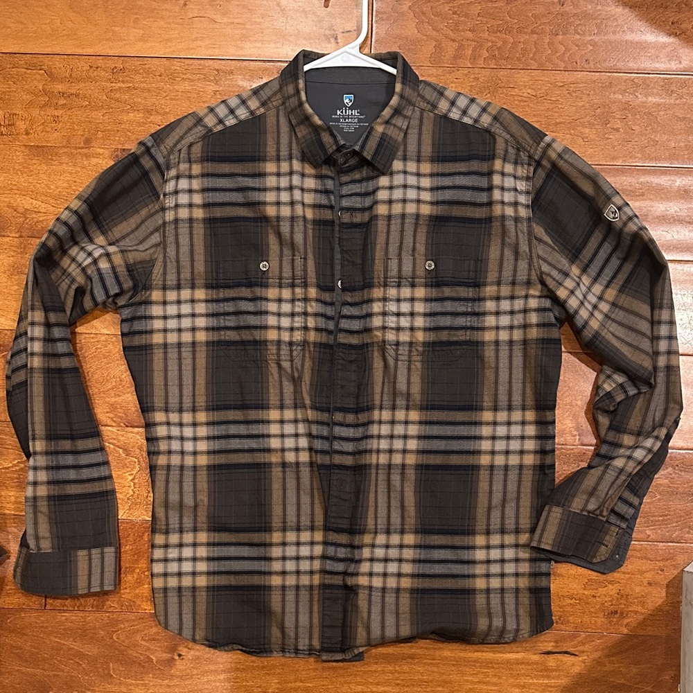 Kuhl fugitive flannel XL like new
